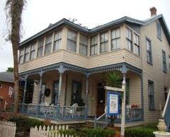 Victorian House B&B