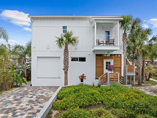 Treasure Beach Waterfront Oasis